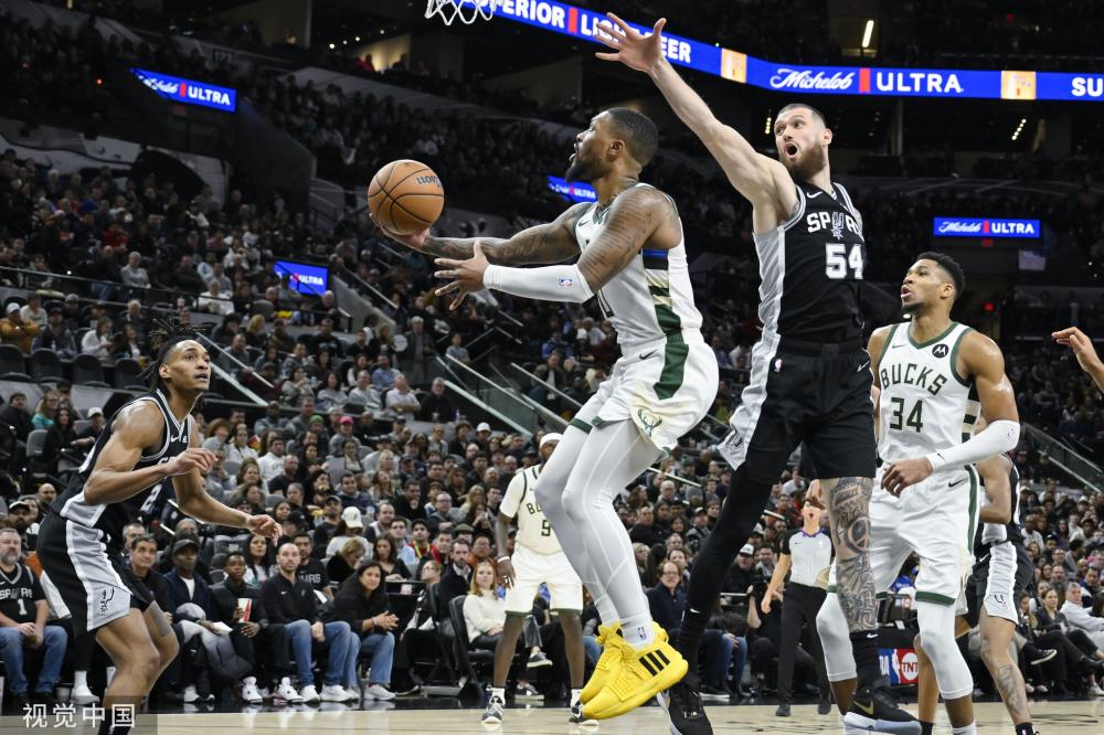 德天空：切尔西仍未正式报价西蒙斯，莱比锡坚持7000万欧要价.